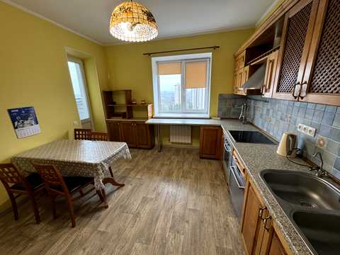 квартира за адресою Науки просп., 62-А
