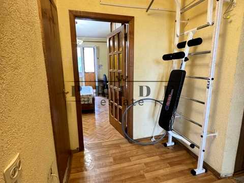 квартира за адресою Романа Шухевича просп. (Генерала Ватутіна), 4