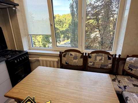 квартира за адресою Леся Курбаса просп., 12-В