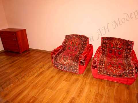 будинок за адресою Генерала Удовиченка вул. (Паризької Комуни), 5