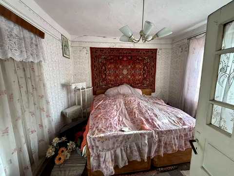 дом по адресу Центральна