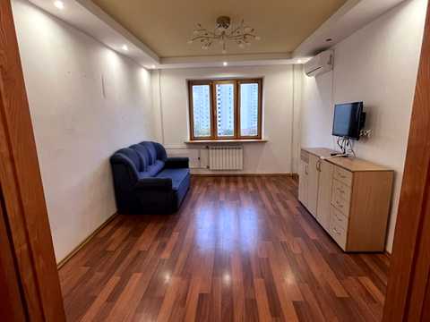 квартира за адресою Милославська вул., 35