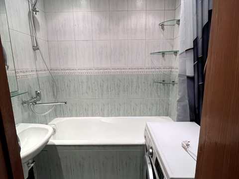 квартира за адресою Милославська вул., 35