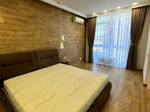 квартира за адресою Предславинська вул., 57