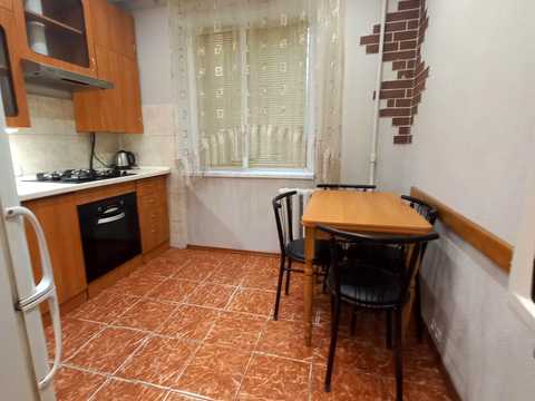 квартира по адресу Петропавловская ул., 11