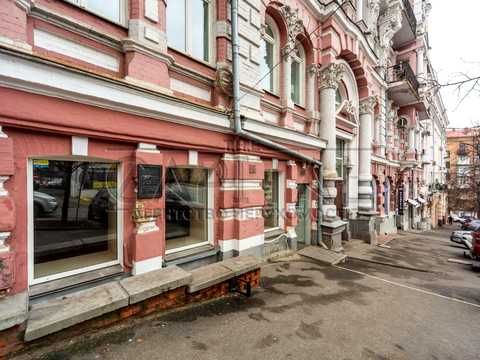 комерційна за адресою Лютеранська вул., 9/9