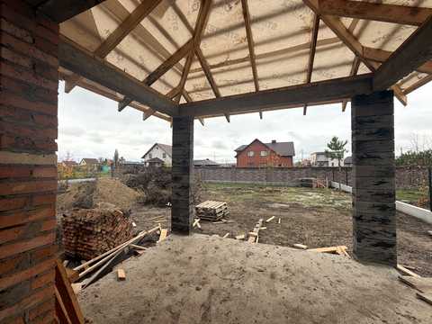 дом по адресу Центральна