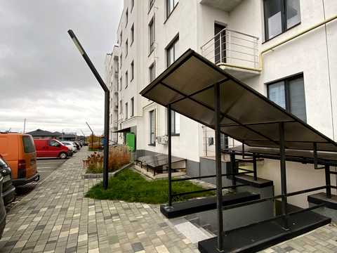коммерческая по адресу Подільська ул., 2-А
