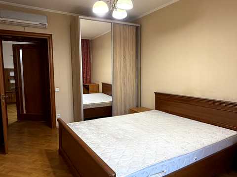 квартира по адресу Евгения Коновальца ул. (Дадугіна), 23
