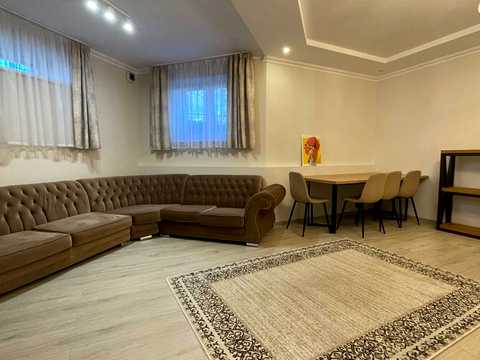 комерційна за адресою Винна Гора вул., 18