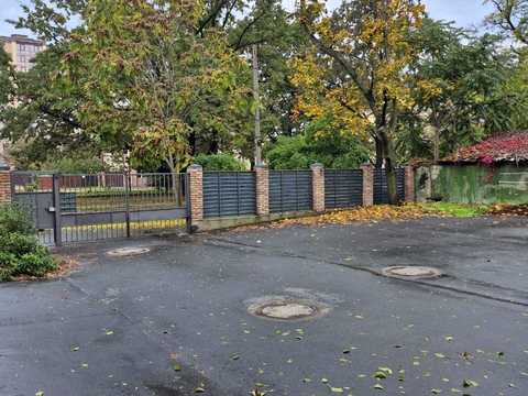 комерційна за адресою Дніпро, Батальйону "Дніпро" бульв., 9-А