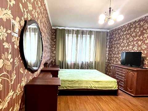 квартира по адресу Небесной Сотни просп. (Маршала Жукова), 5