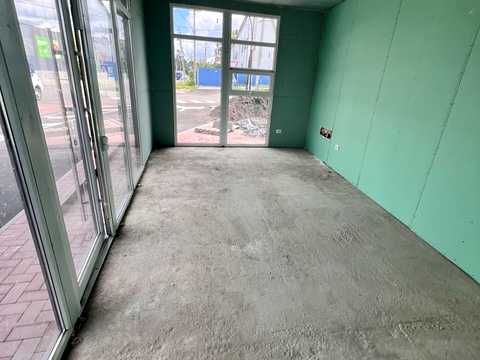 комерційна за адресою Соборна вул., 7
