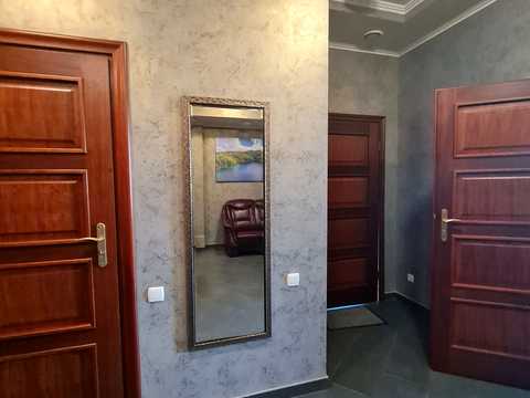 комерційна за адресою Митрополита Шептицького вул., 5-А