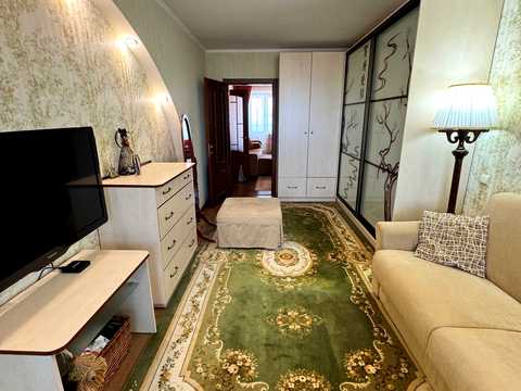 квартира за адресою Героїв просп., 12
