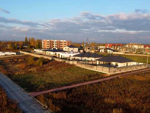 участок по адресу 