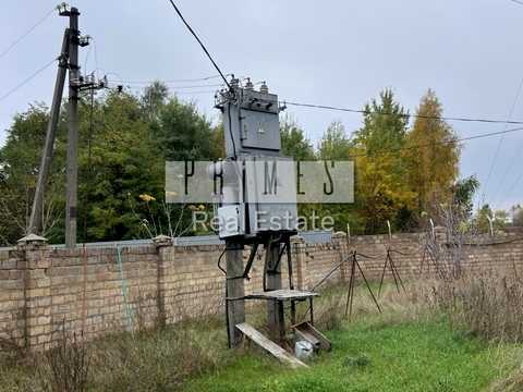 комерційна за адресою Садова, 1