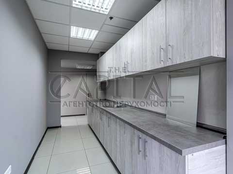 комерційна за адресою Антоновича вул. (Горького), 170/172