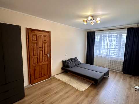 квартира за адресою Олександра Архипенка вул. (Мате Залки), 8-А