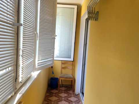 квартира за адресою Дмитра Павличка просп. (Маршала Рокосовського), 3-А