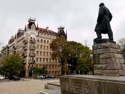квартира за адресою Троїцька вул., 5