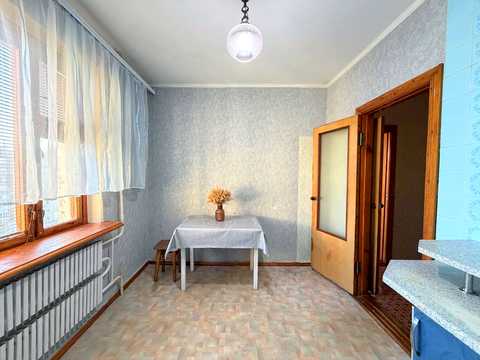 квартира за адресою Панаса Мирного вул., 28