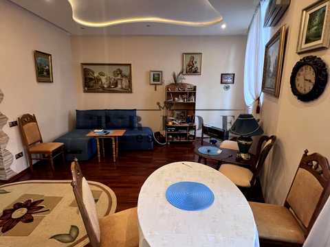 квартира за адресою Миколи Лаврухіна вул., 12