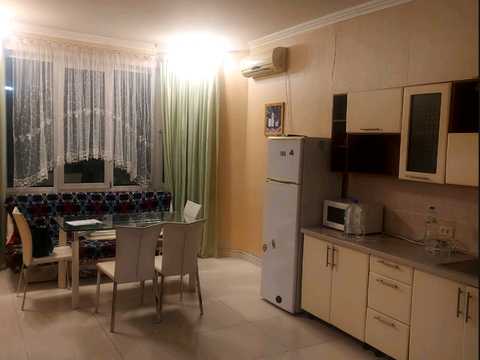 квартира за адресою Середньофонтанська вул., 19в