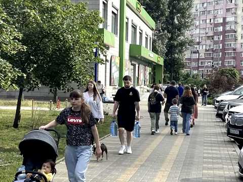 комерційна за адресою Єлизавети Чавдар вул., 34