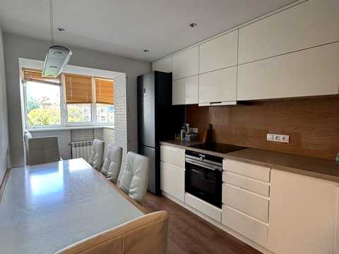 квартира за адресою Антоновича вул. (Горького), 88