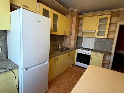 квартира за адресою Героїв просп., 45