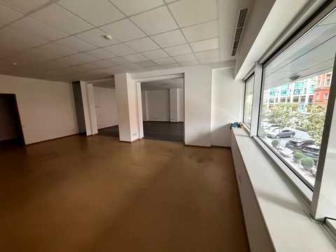 коммерческая по адресу Исполкомовская ул., 51