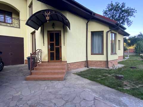 будинок за адресою Відродженні, 18
