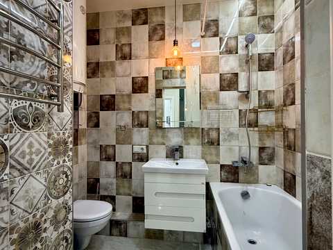 квартира за адресою Сергія Данченка вул., 32