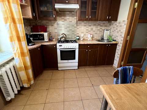 квартира за адресою Івана Миколайчука вул., 1-Б