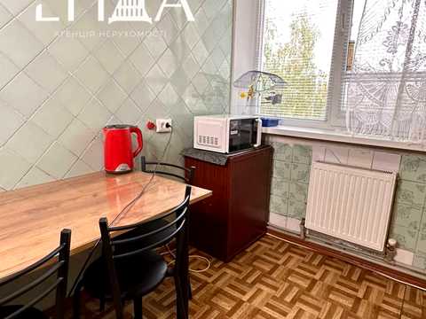 квартира за адресою Кропивницький, Героїв України вул. (Героїв Сталінграду), 14