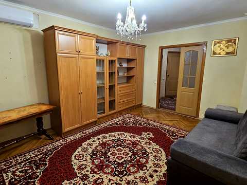 квартира за адресою Оболонська пл. (Дружби Народів СРСР), 2-А