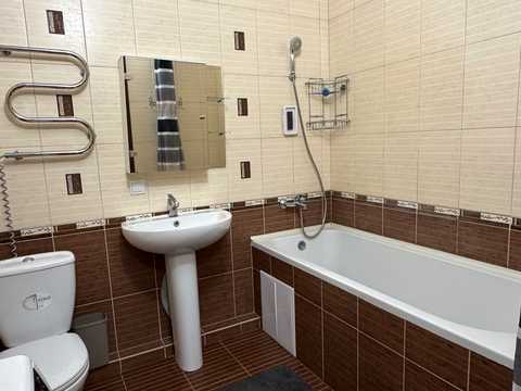 квартира по адресу Сім'ї Кульженків ул. (Петра Дегтяренка), 35