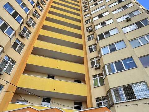квартира по адресу Сім'ї Кульженків ул. (Петра Дегтяренка), 35