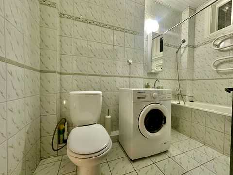 квартира по адресу Круглоуниверситетская ул., 4