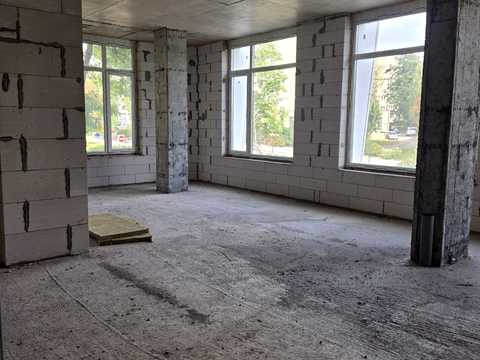 комерційна за адресою Вінниця, Космонавтів просп., (Будинок)