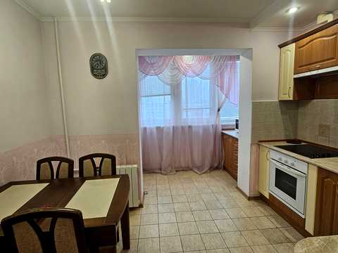 квартира за адресою Оноре де Бальзака вул., 58