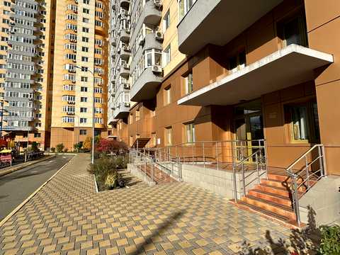 квартира по адресу Сім'ї Кульженків ул. (Петра Дегтяренка), 35