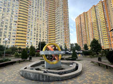 квартира по адресу Сім'ї Кульженків ул. (Петра Дегтяренка), 35