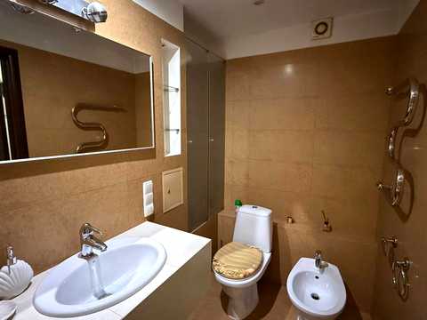 квартира за адресою Дарницький бульв., 8