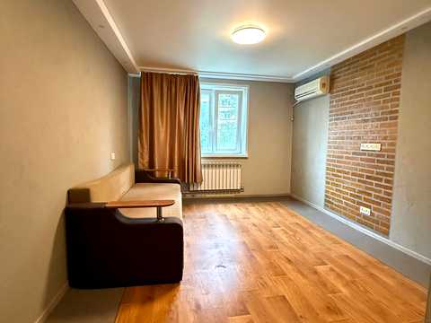 квартира за адресою Будівельників бульв., 25