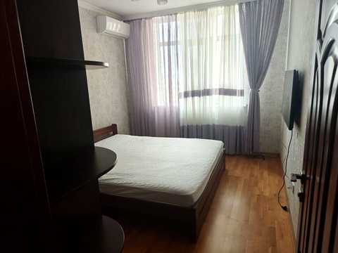 квартира по адресу Сім'ї Кульженків ул. (Петра Дегтяренка), 35