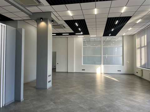 комерційна за адресою Межигірська вул., 78