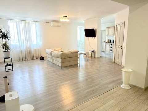 квартира за адресою Заліська вул., 5