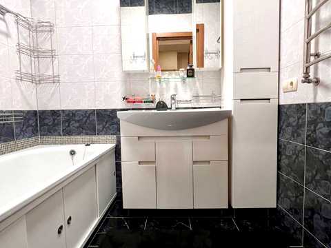 квартира за адресою Рівне, Відінська вул., 5В